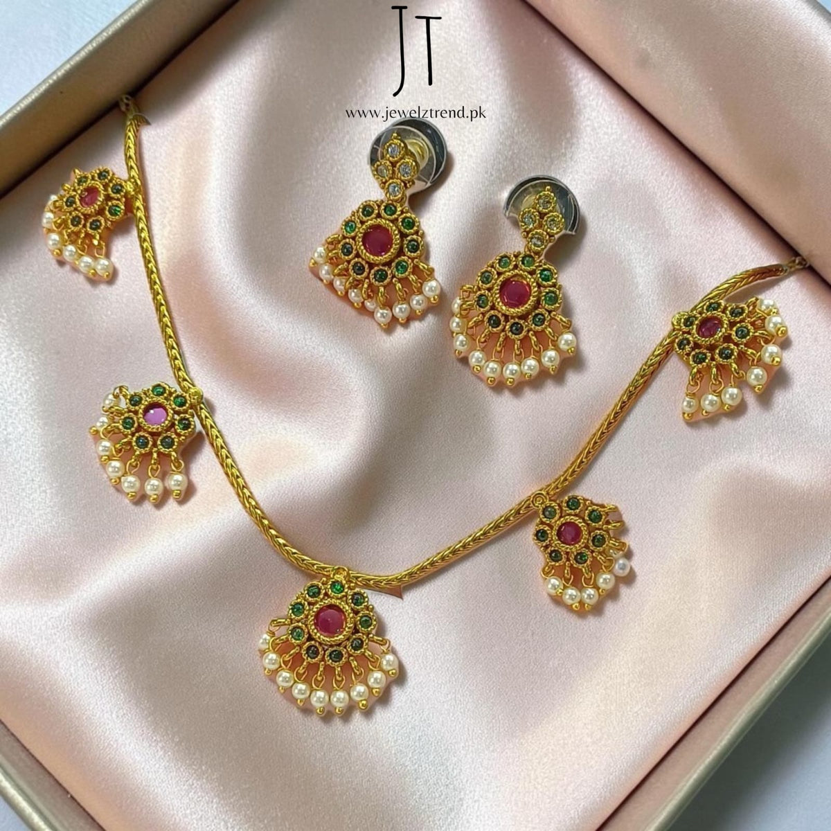 Arooba: South Indian Set