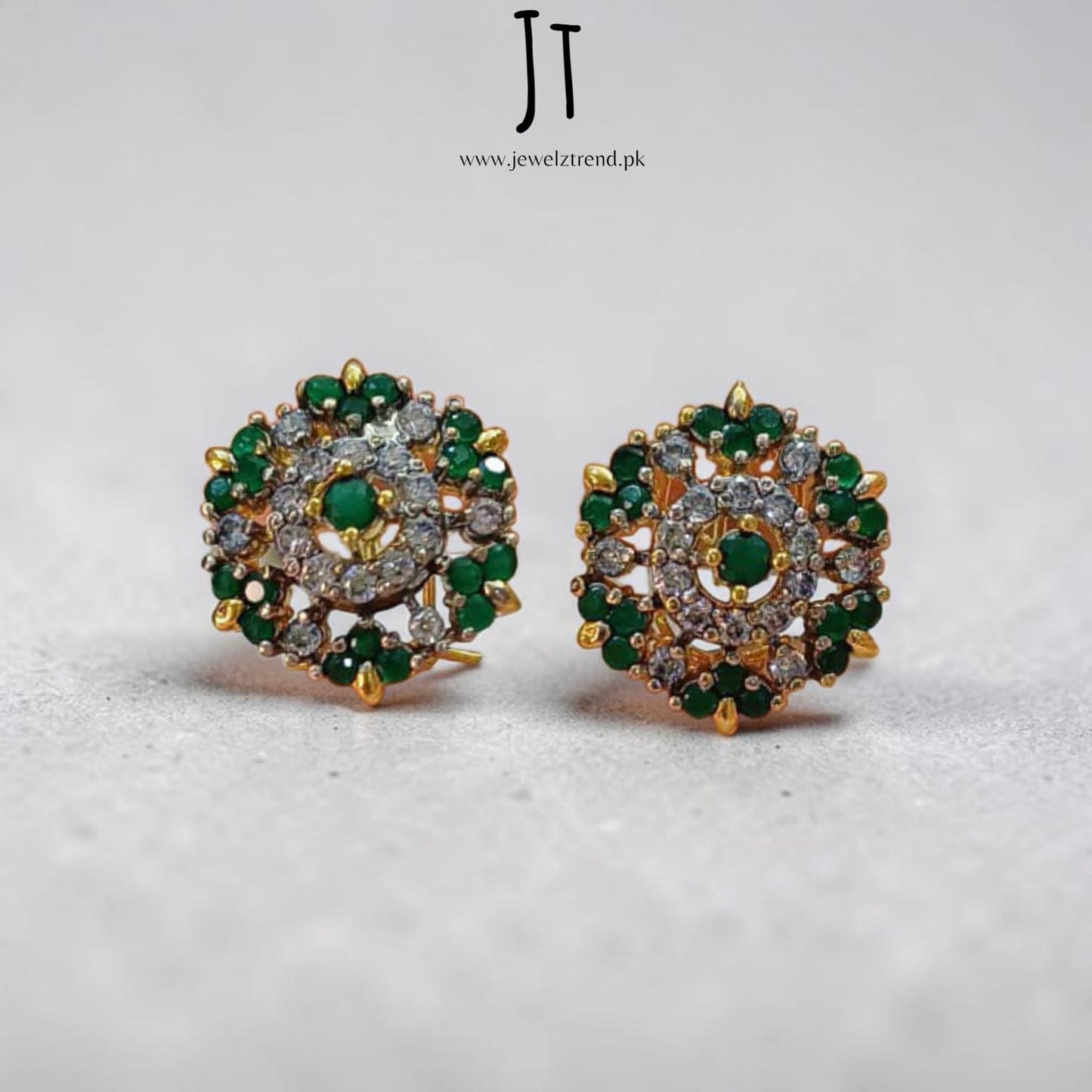 Spring Vibes: Jurao Tops