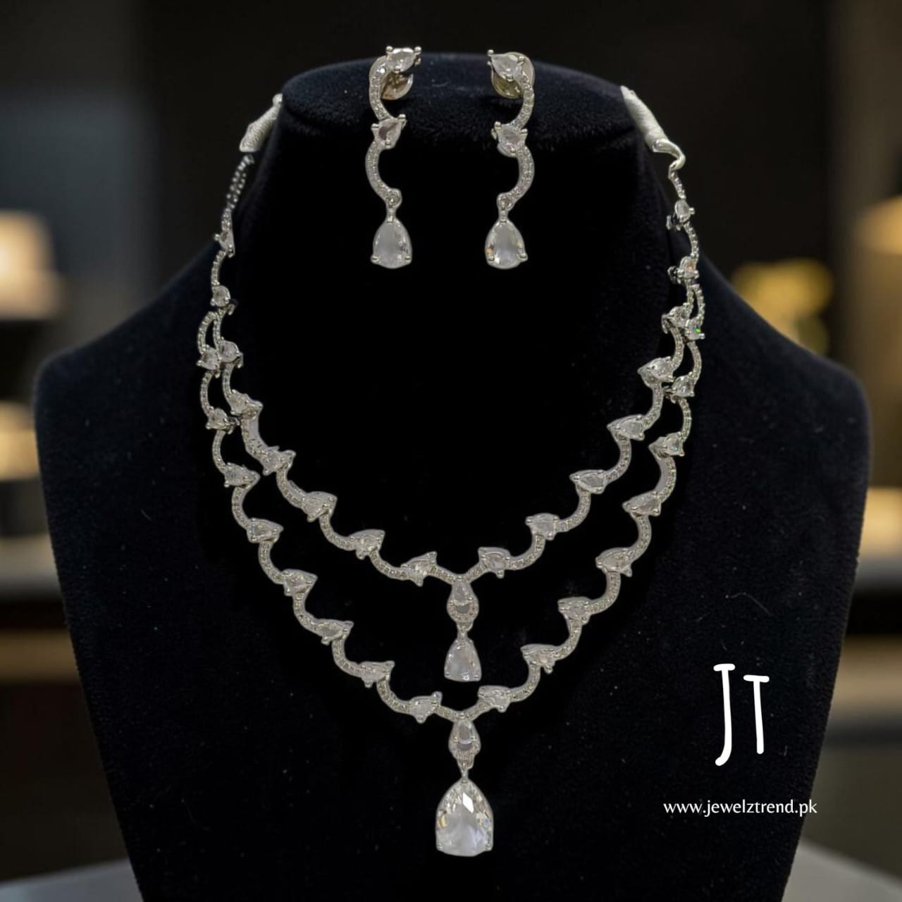Admire: AD Necklace Set