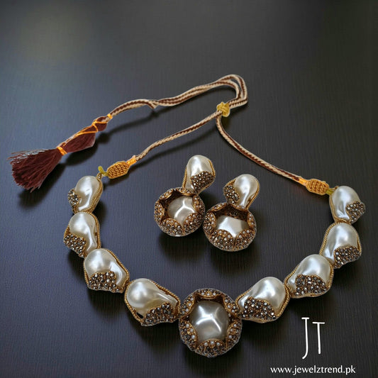 Imperial Sultanate Necklace (Black)