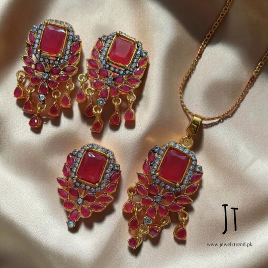 Jhoomer: Locket Set