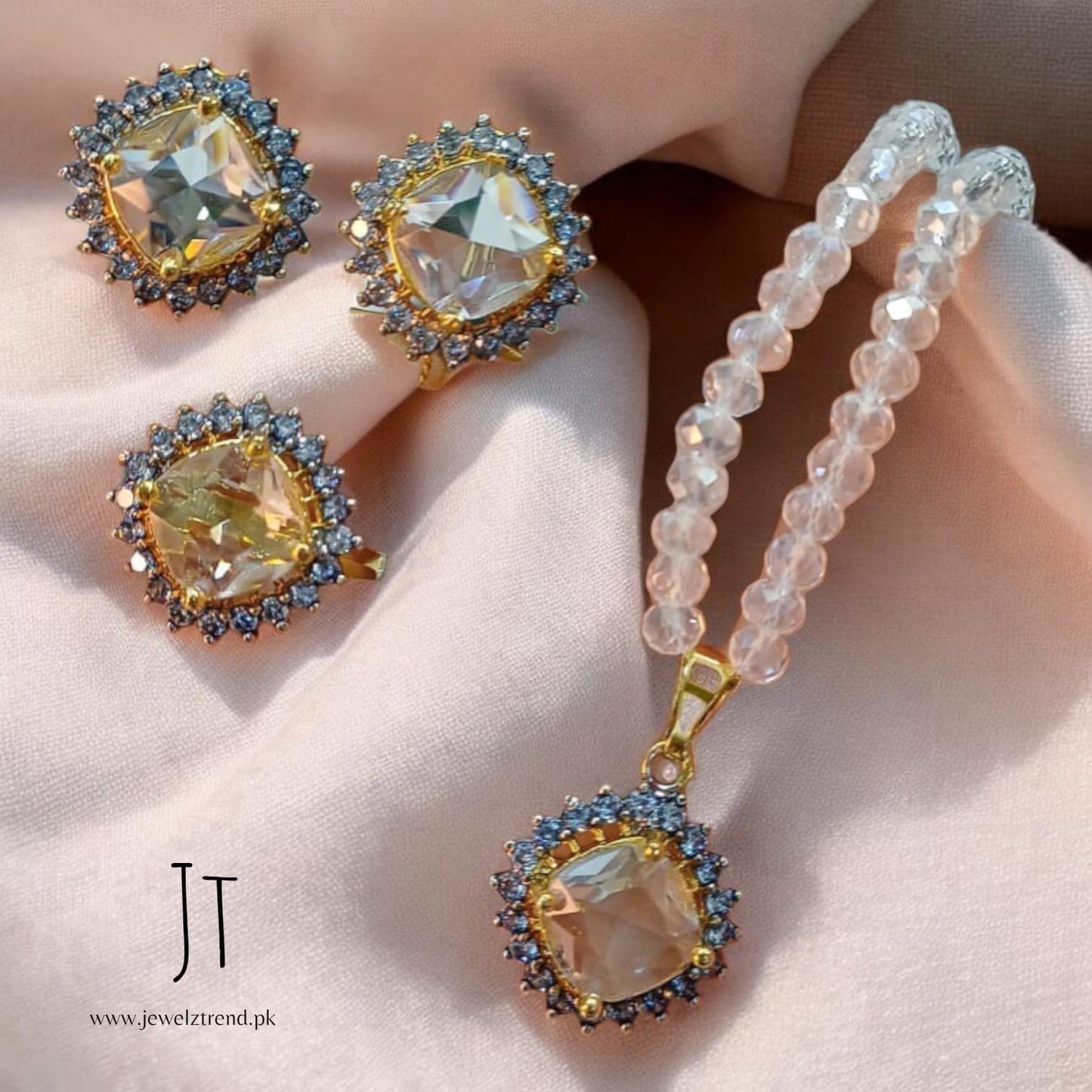 Dream Charm: Locket Set