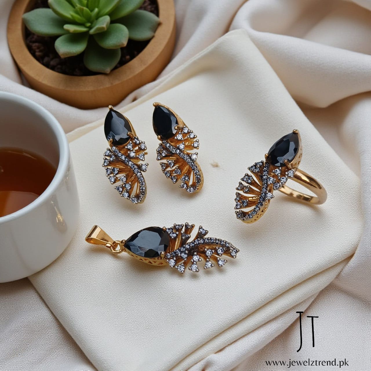 Tulip Treat: Jurao Combo