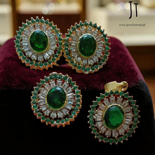 Green Charm: Locket Set
