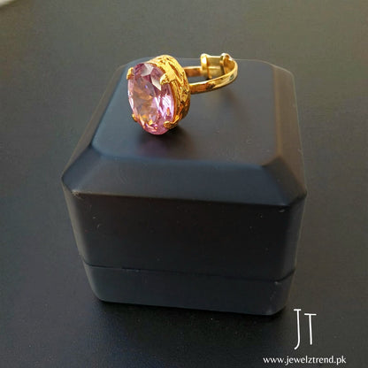 Trendy Single Stone
