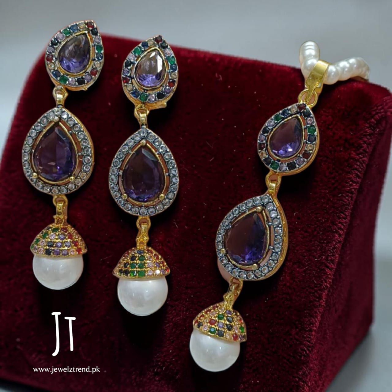 Deeba: Combo with Long Earrings