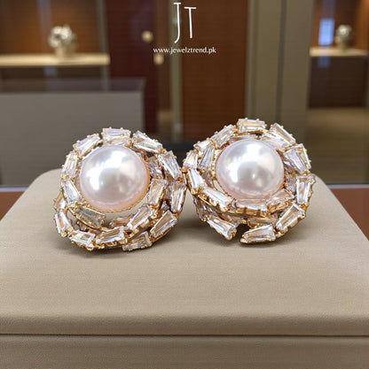 Pretty Pearl: Tops