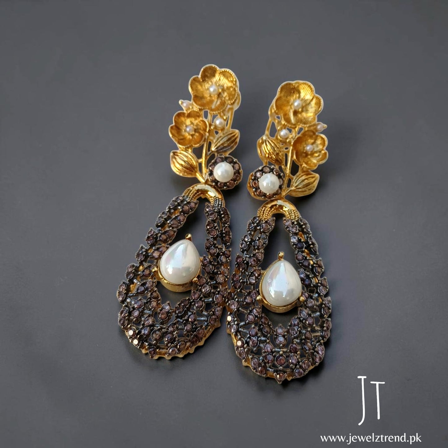 Tulip: RP Based Long Earrings
