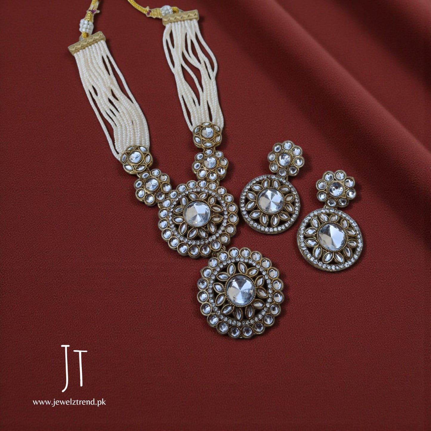 Shan e Bismal: Kundan Choker Set