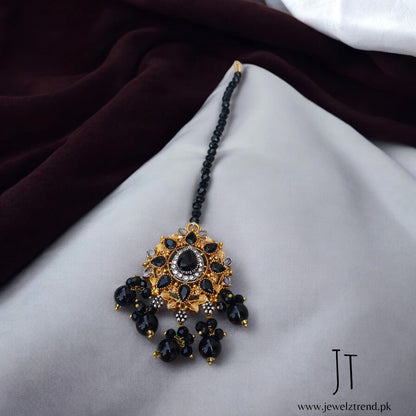 Black Beauty: Choker Set