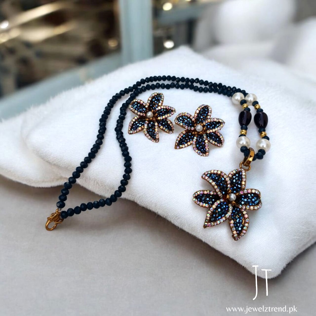 Turkish Tribute Locket Set