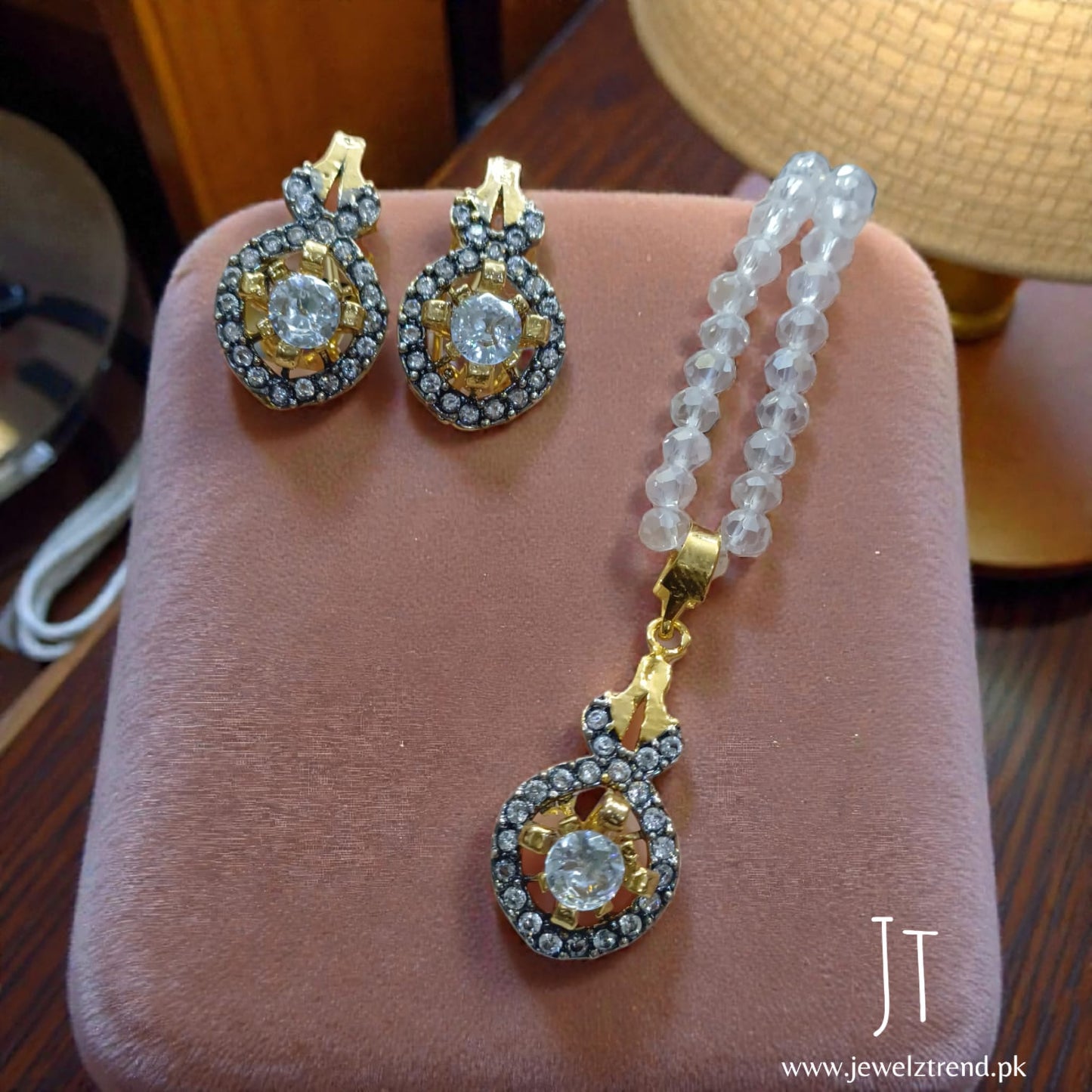 Lilly Glam: Locket Set