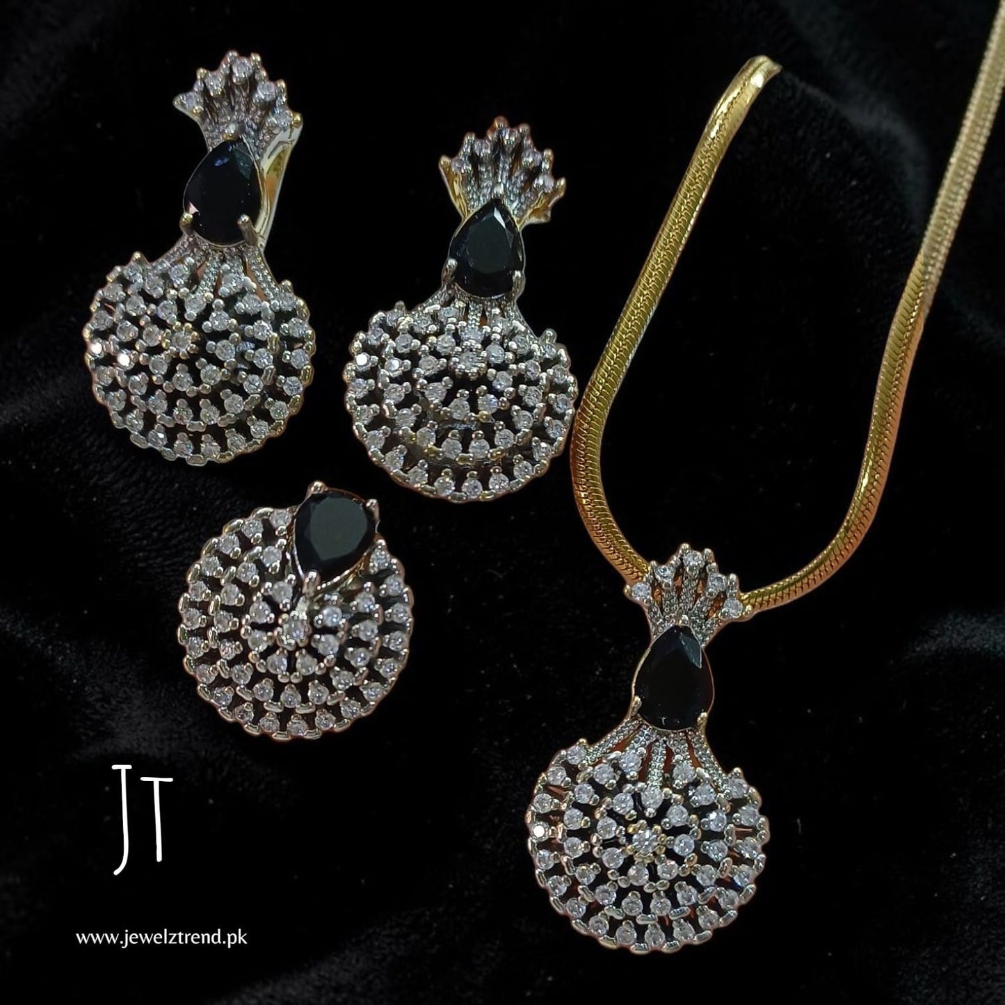 Gleam Diamond Look Set