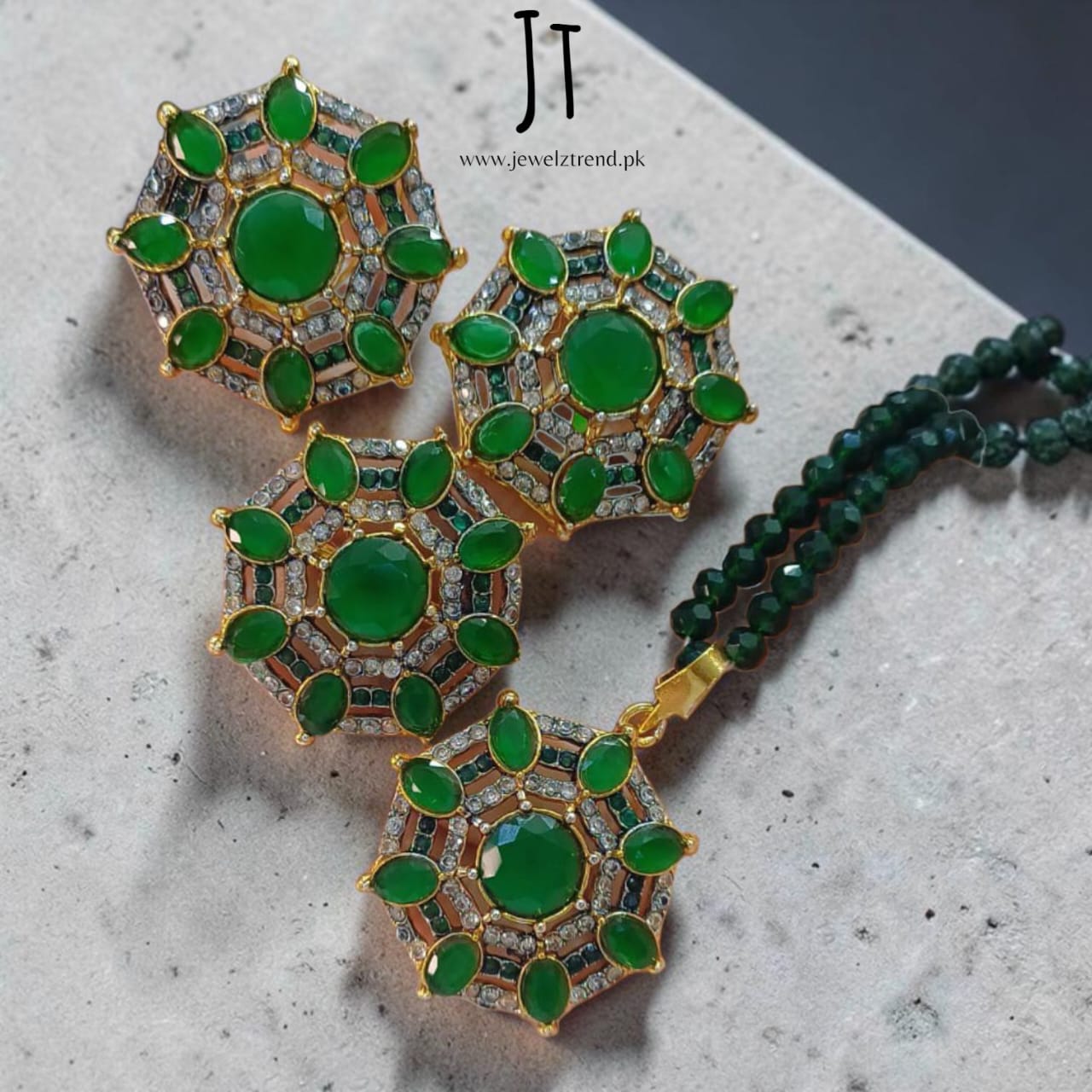 Floral Web: Locket Set