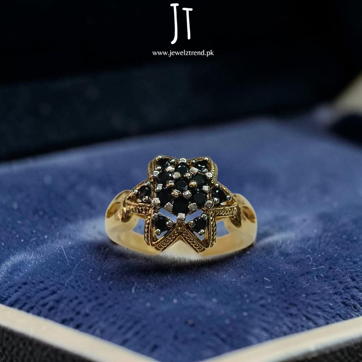 Star: Jurao Ring