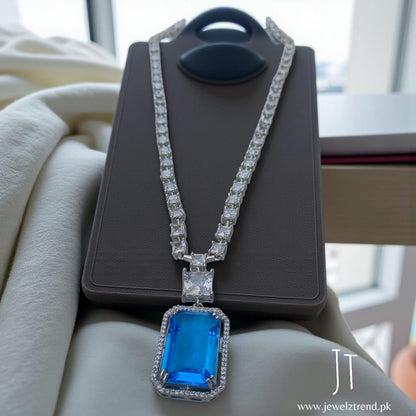 Ocean Breeze: Long Mala