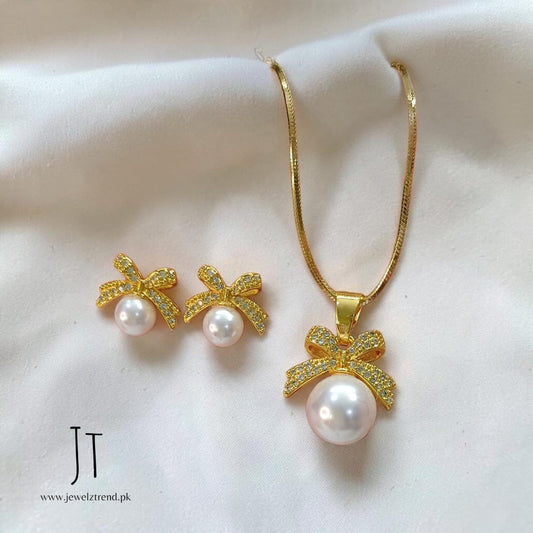 Bloom: Pearl Set