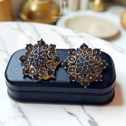 Luxe Star Glow: Jurao Earrings