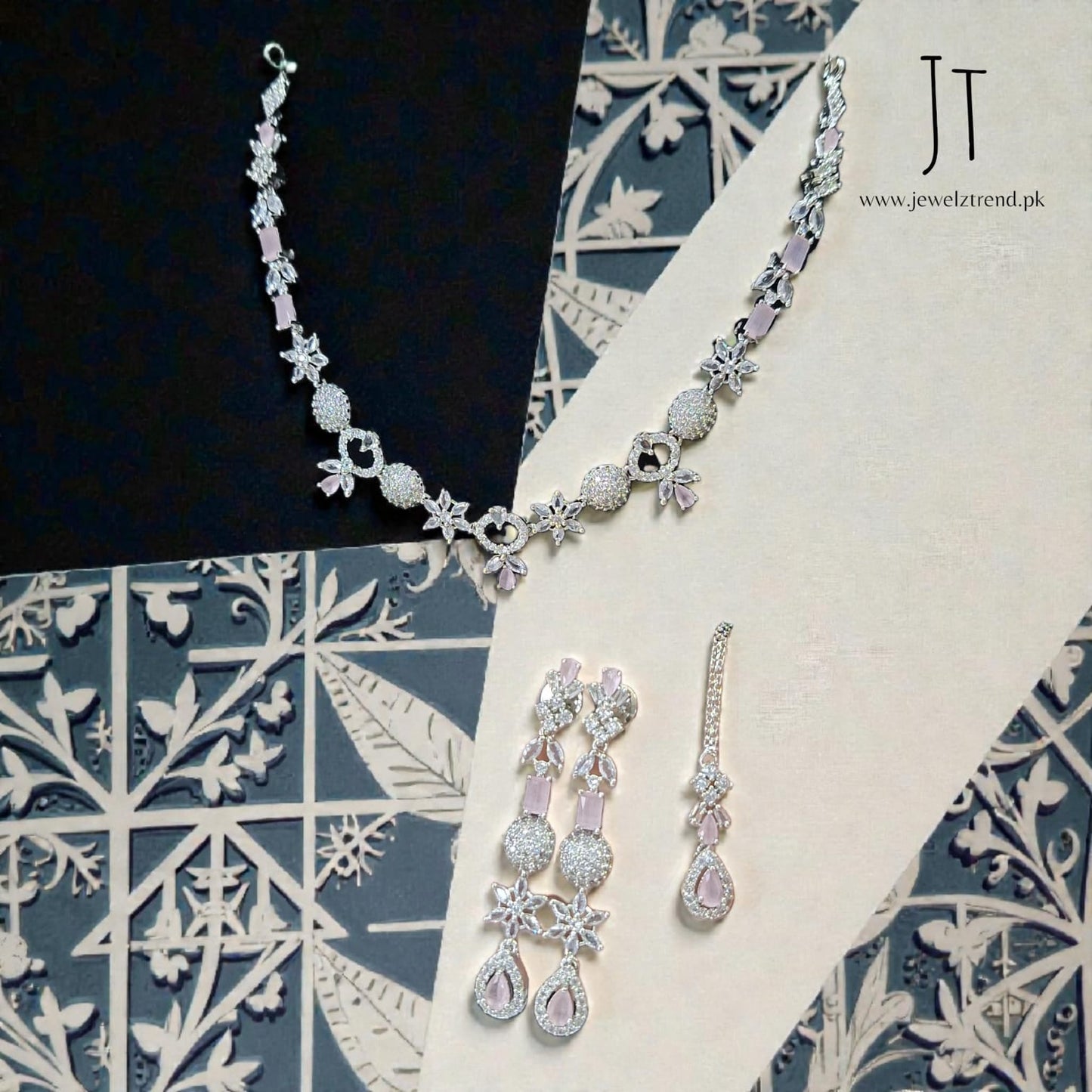 Moonlight Glow: AD Set